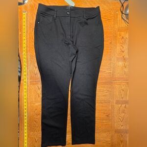 NWT White House Black Market Ponte The Slim Effortless 5 Pocket Pants Size 14R